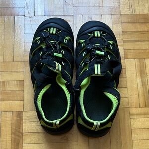 Keen Black and Green Athletic Sandals